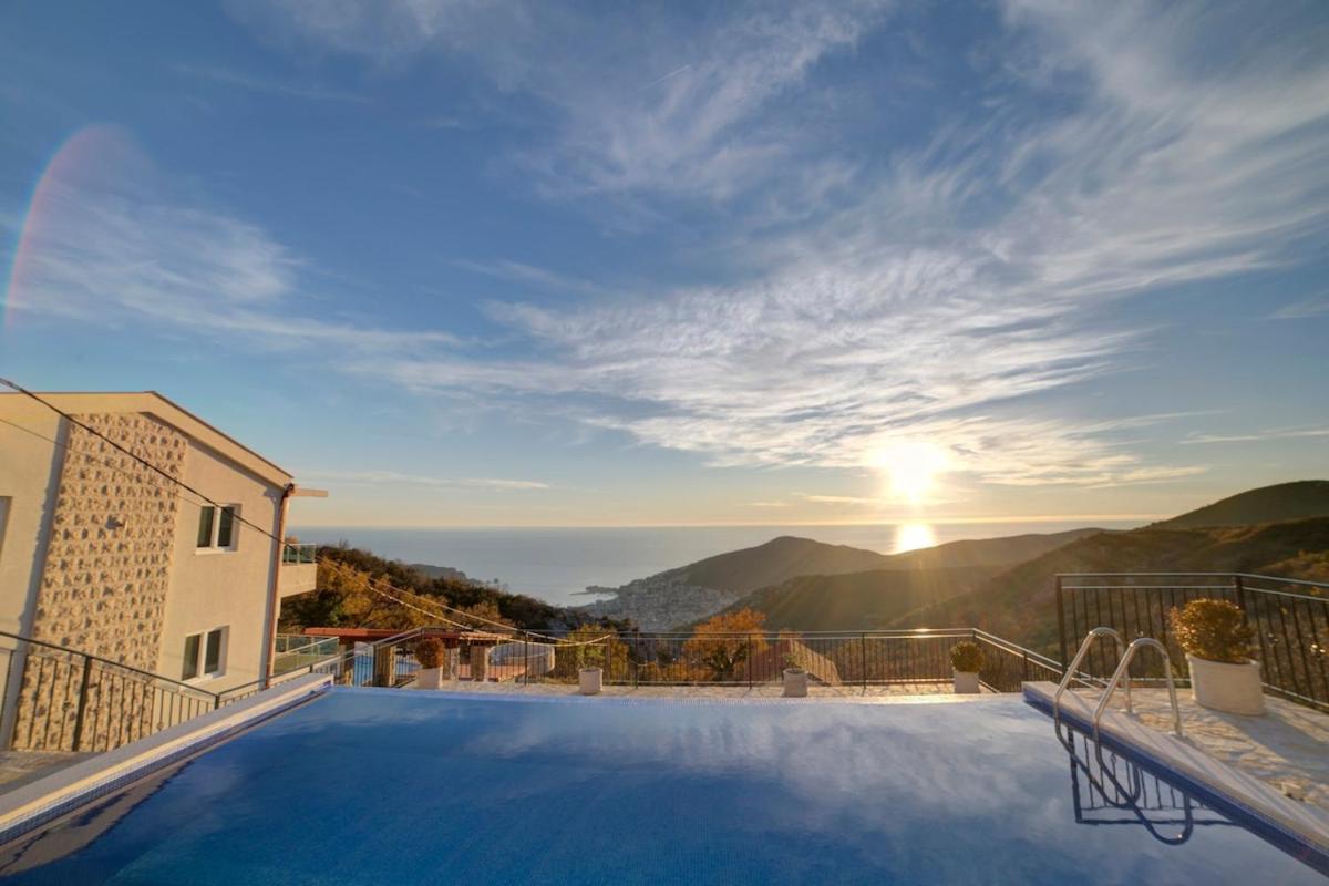 Villa Jelena With Private Pool - Lapcici Будва Екстериор снимка
