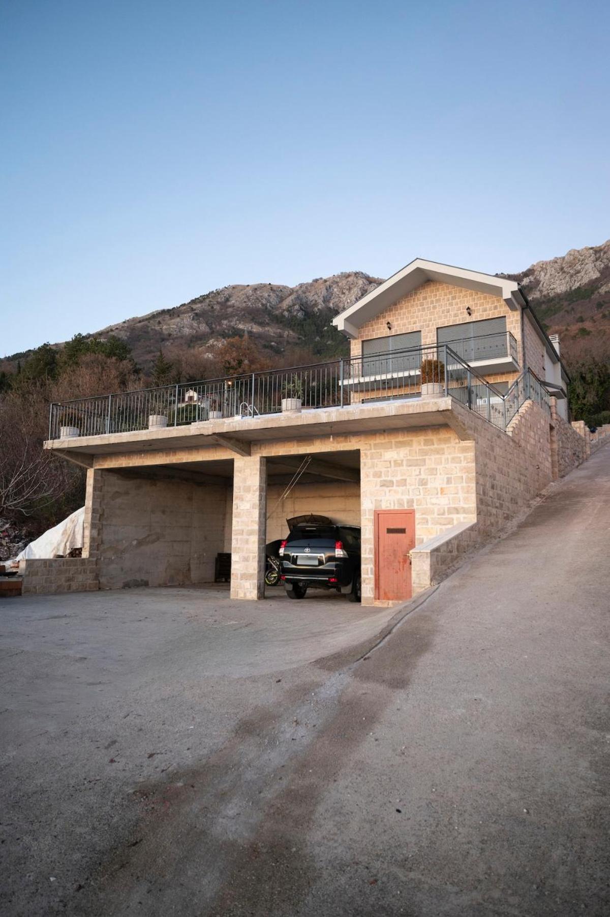 Villa Jelena With Private Pool - Lapcici Будва Екстериор снимка