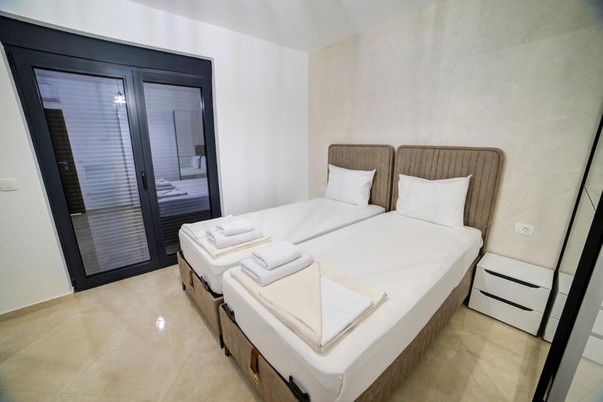 Villa Jelena With Private Pool - Lapcici Будва Екстериор снимка
